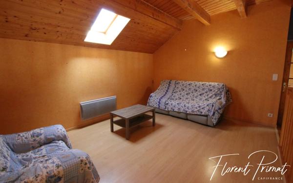 Maison à vendre 6 pièces PEYRIEU (01)