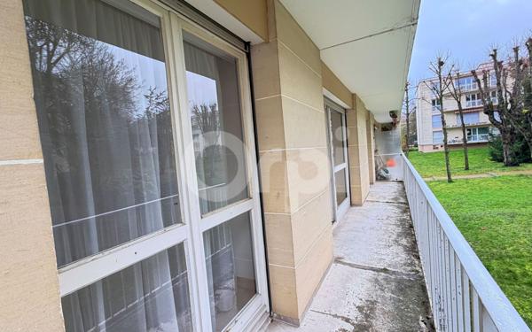 Appartement à vendre    2 pièces •  Chambourcy