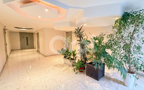 Appartement à vendre    2 pièces •  Chambourcy