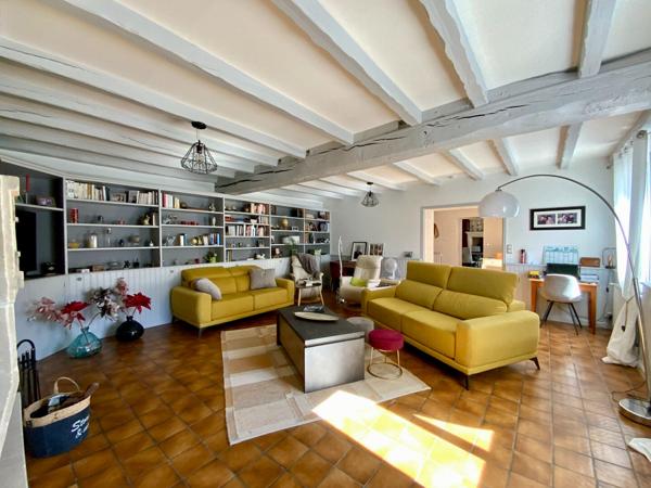 Maison Jonzac 7 pièce(s) 300 m2