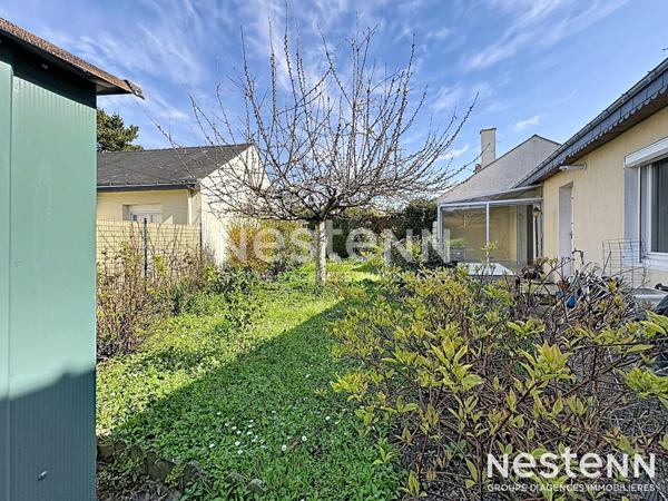 A VENDRE à AVRILLE Maison de Plain-pied 108 m², 3 chambres, garage et 340 m² de jardin !