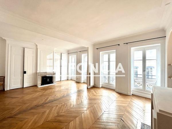 Location Appartement 3 pièces 91.65 m² - 95 RUE PDT EDOUARD HERRIOT Lyon 69002