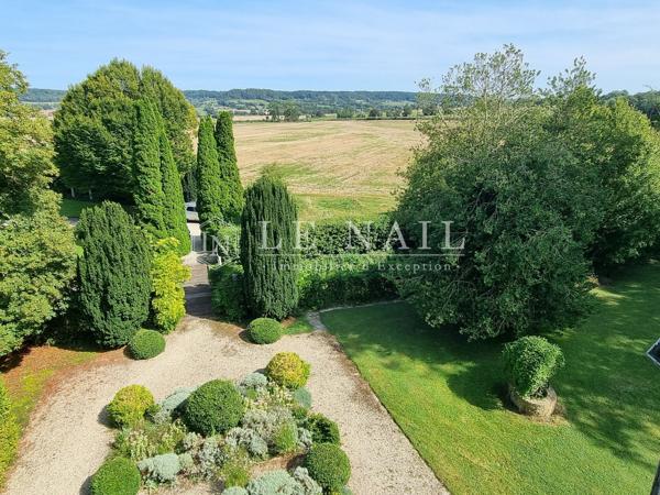 Manoir Normand du XVe siècle, Monument Historique, dans le Pays d'Auge