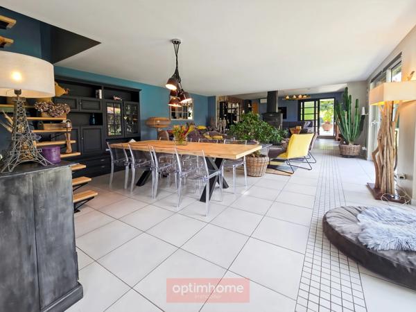 FERMETTE RENOVEE 247 M² SEMI PLAIN-PIED 4 CH BUREAU SPA JARDIN EXPO SUD