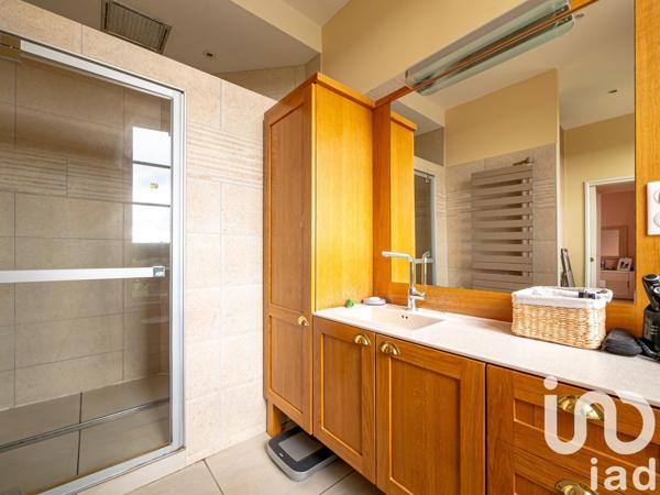 Maison à vendre 18 pièces 350 m² Bourbon-Lancy