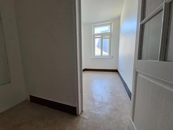 Immeuble à vendre 153m² Cambrai (59400)