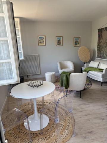 Appartement meublé à louer à Trouville-sur-Mer dans le Calvados (14360), ref : LO716