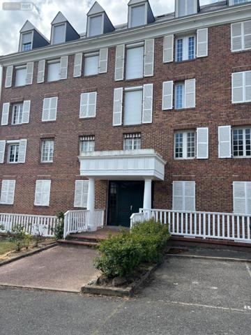 Appartement meublé à louer à Trouville-sur-Mer dans le Calvados (14360), ref : LO716