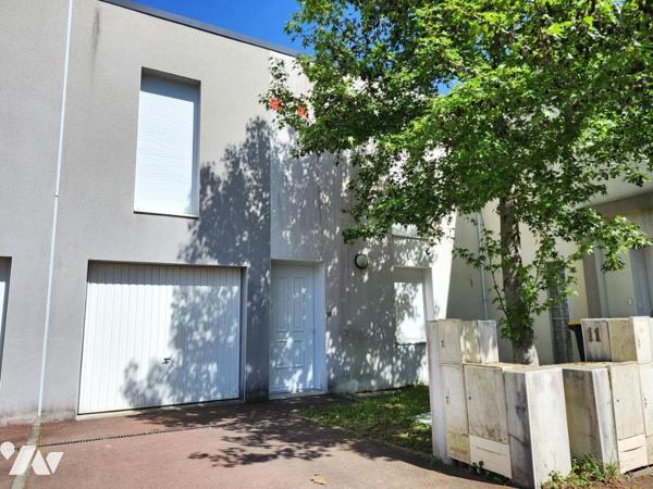 Coueron Bourg Maison 4 chambres garage jardin