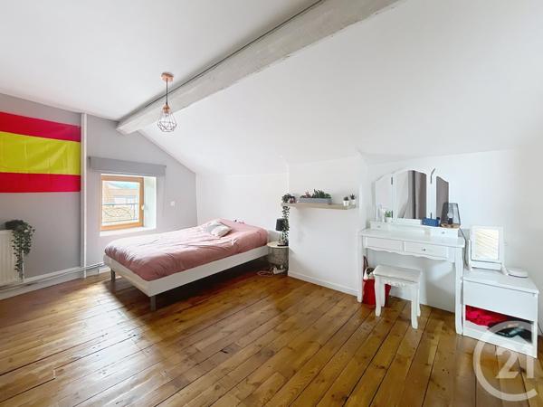 Maison à vendre  7 pièces - 200 m2 MOZAC - 63