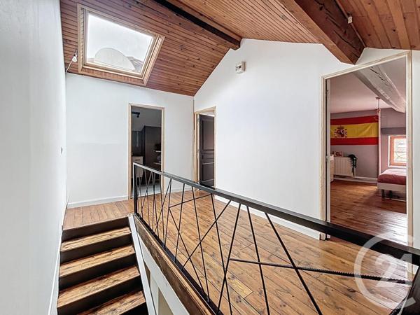 Maison à vendre  7 pièces - 200 m2 MOZAC - 63