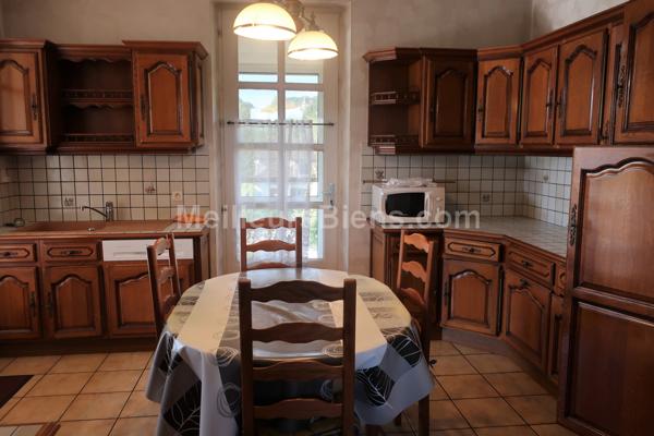 Grande maison avec terrain