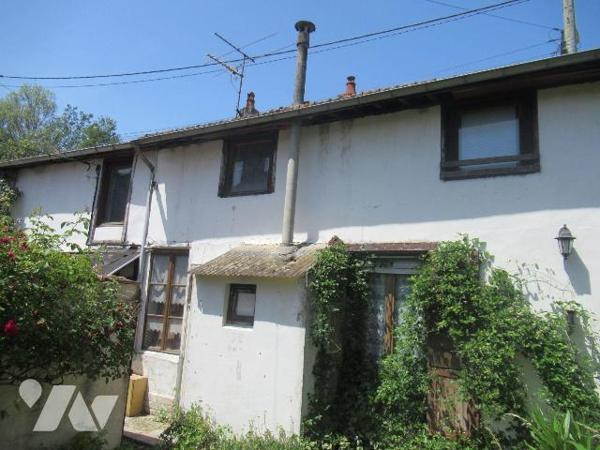 A vendre à st julien . Dans petite copropriété à découvrir cette maison  de 85m² avec jardin de...
