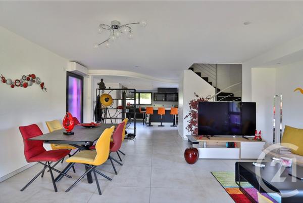 Appartement T5 à vendre  5 pièces - 129,28 m2 ST JULIEN EN GENEVOIS - 74