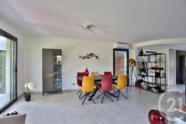 Appartement T5 à vendre  5 pièces - 129,28 m2 ST JULIEN EN GENEVOIS - 74