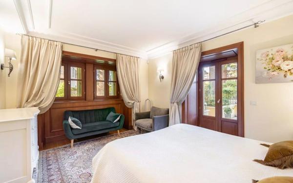 Appartement à vendre    3 pièces • 102,46 m2 Cannes