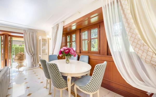 Appartement à vendre    3 pièces • 102,46 m2 Cannes