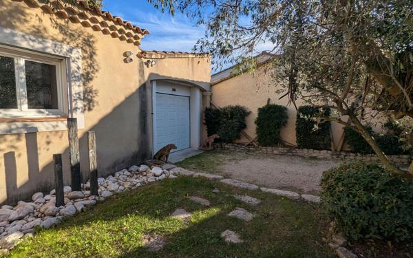 Maison à louer    4 pièces •  Rognonas