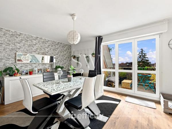 Appartement
         6 pièces
        - 147 m² Exclusivité 204 000 € *