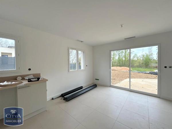 Maison à louer 4 pièces 76.01m² Montauban (82000)