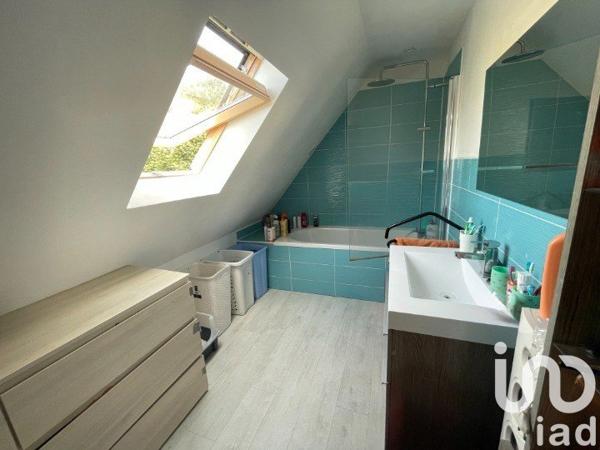 Maison 5 pièces de 90 m² à Quillebeuf-sur-Seine (27680)