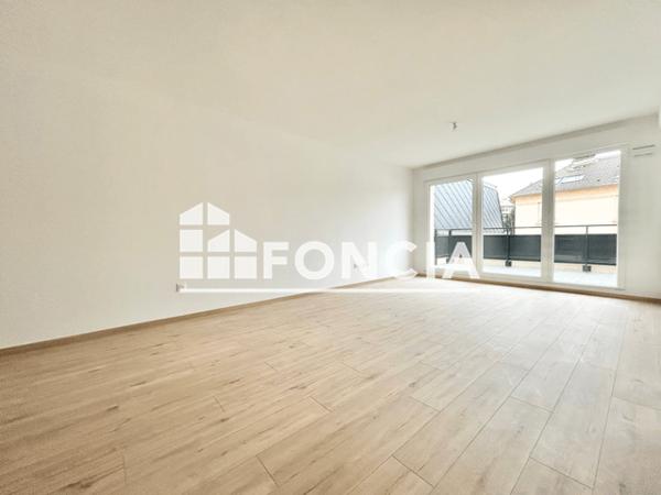 Location Appartement 3 pièces 65.9 m² - RUELLE DU CHATEAU Metz 57000