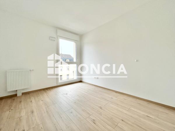Location Appartement 3 pièces 65.9 m² - RUELLE DU CHATEAU Metz 57000