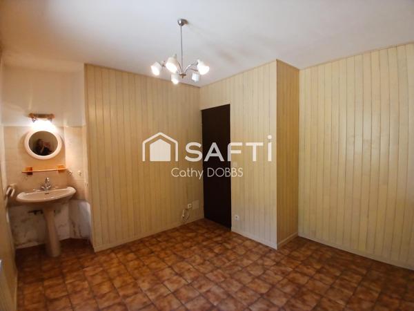 Exclusivité SAFTI Villa de plain-pied avec piscine