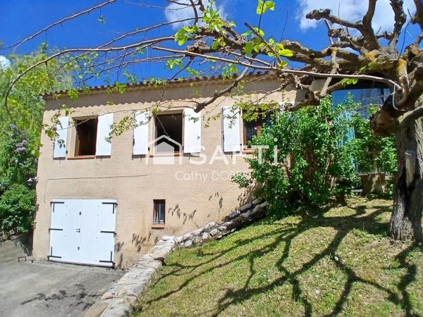Exclusivité SAFTI Villa de plain-pied avec piscine