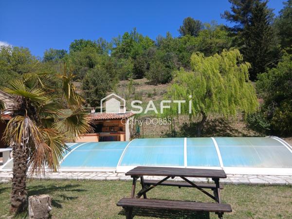 Exclusivité SAFTI Villa de plain-pied avec piscine