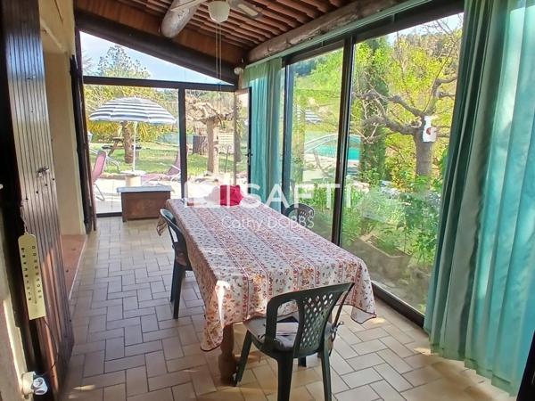 Exclusivité SAFTI Villa de plain-pied avec piscine