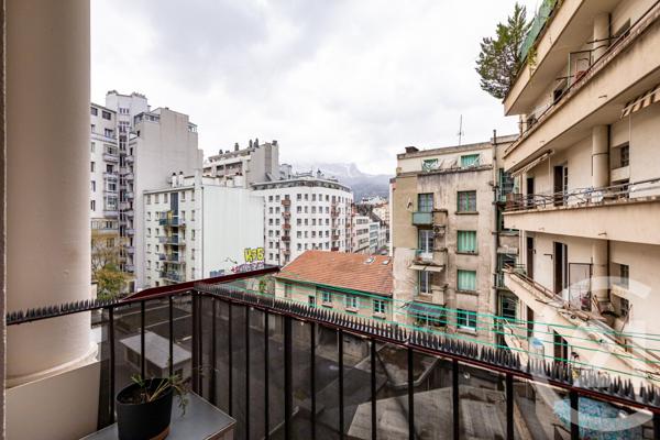 Appartement T3 à vendre  3 pièces - 80,59 m2 GRENOBLE - 38