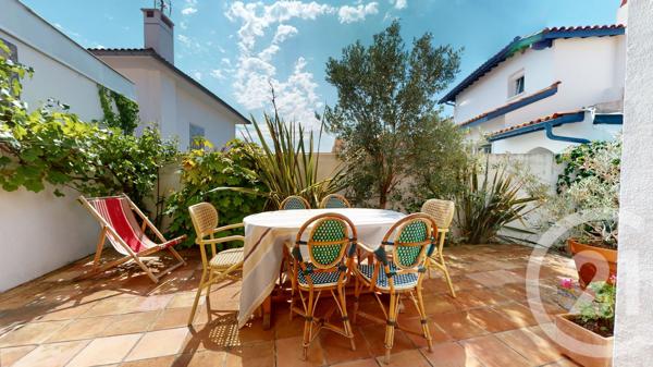 Maison à vendre  6 pièces - 125 m 2   BIARRITZ  - 64