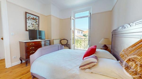 Maison à vendre  6 pièces - 125 m 2   BIARRITZ  - 64