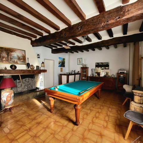 Maison Nonancourt (27320), 7 pièces, garage, dépendances, cave à vin, terrain de 796m². Prix HAI : 238 970