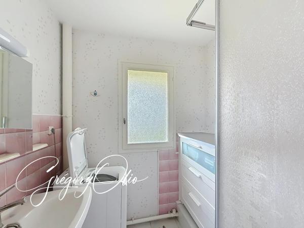 Rare Appartement 2 pièces + box à 200 mètres de la mer