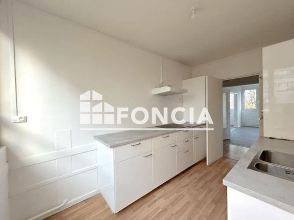 Location Appartement 5 pièces 96.97 m² - LE BOIS SAINT LOUIS Orvault 44700