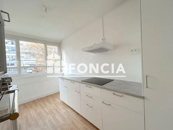 Location Appartement 5 pièces 96.97 m² - LE BOIS SAINT LOUIS Orvault 44700