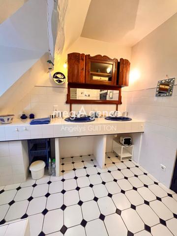 Maison à Beaumont-sur-Sarthe, 72170 - 15 pièces 384m²