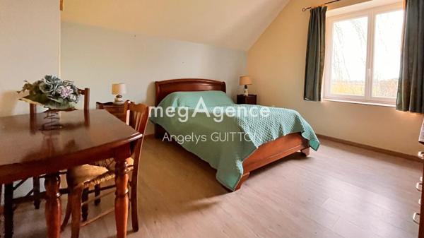 Maison à Beaumont-sur-Sarthe, 72170 - 15 pièces 384m²