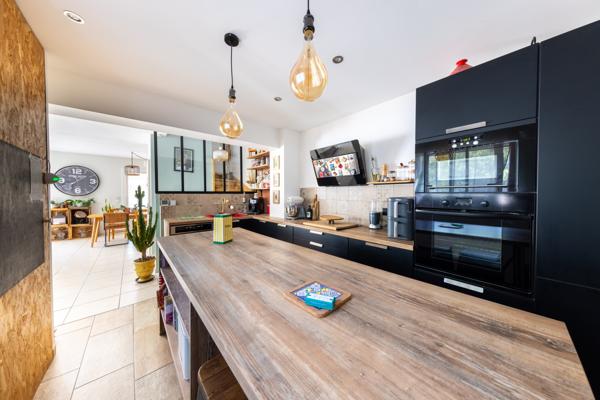 Vendargues- En exclusivité- Belle maison de type T5 de 105 m2 sur 213 M2