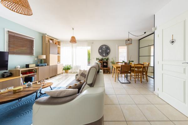 Vendargues- En exclusivité- Belle maison de type T5 de 105 m2 sur 213 M2