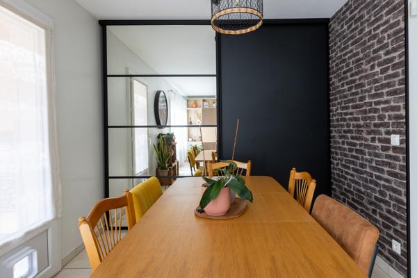Vendargues- En exclusivité- Belle maison de type T5 de 105 m2 sur 213 M2