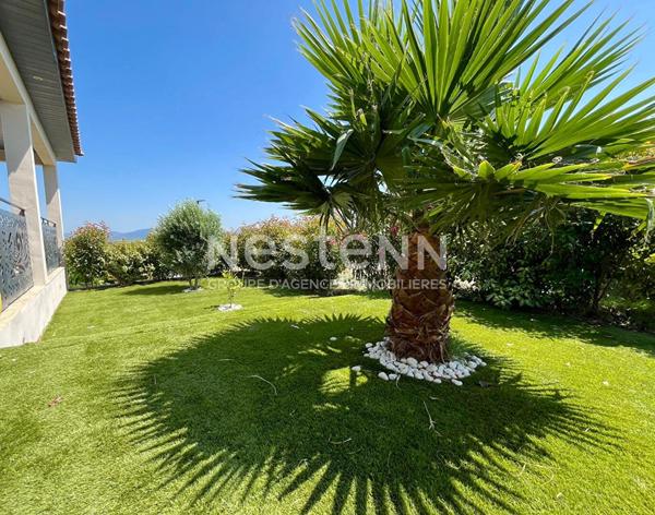 Maison contemporaine T6 de 168 m² avec piscine et jardin arboré à vendre à Montredon proche Carcassonne