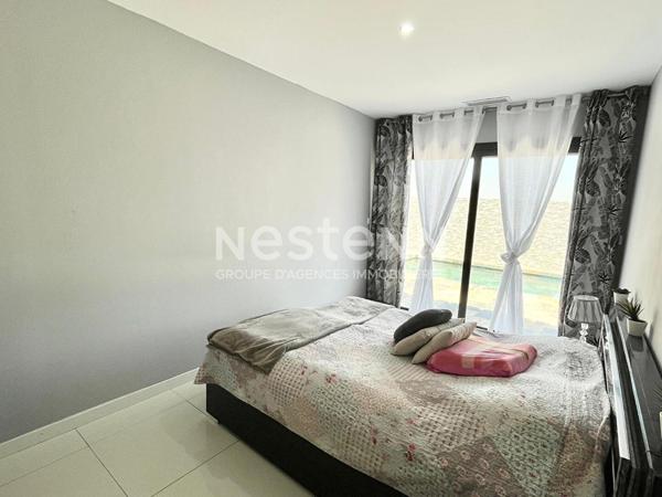 Maison contemporaine T6 de 168 m² avec piscine et jardin arboré à vendre à Montredon proche Carcassonne