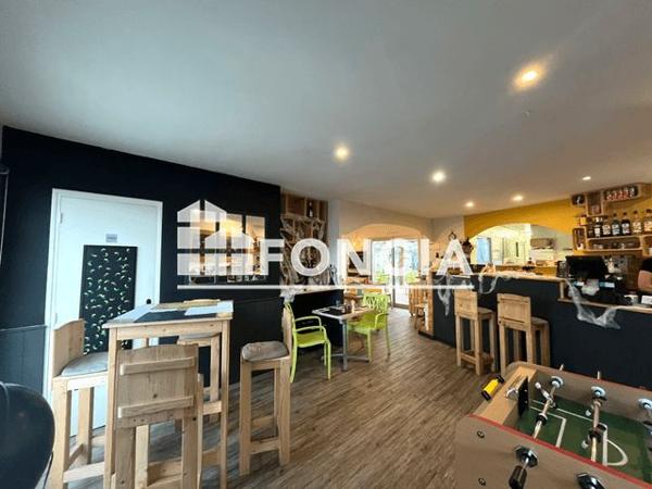 Location Local commercial 4 pièces 92.2 m² - 157 C RUE CARNOT Challans 85300