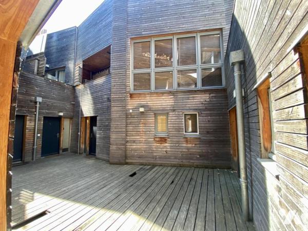 AVIGNON intra-muros, immeuble rénové