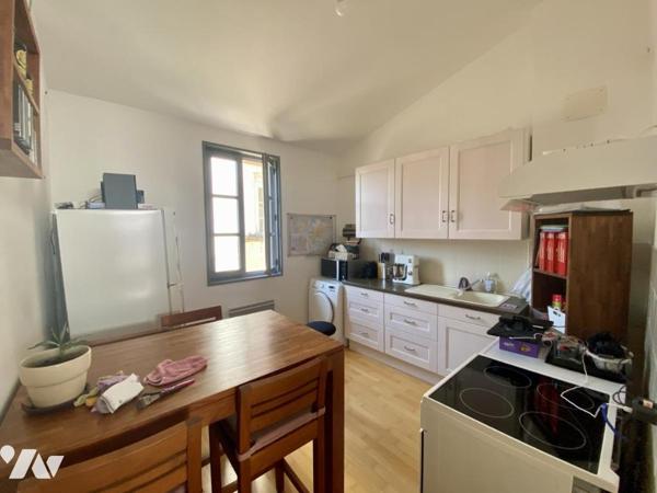 AVIGNON intra-muros, immeuble rénové