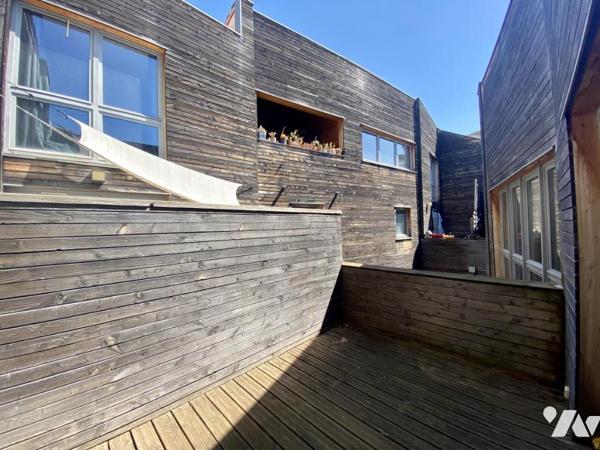 AVIGNON intra-muros, immeuble rénové