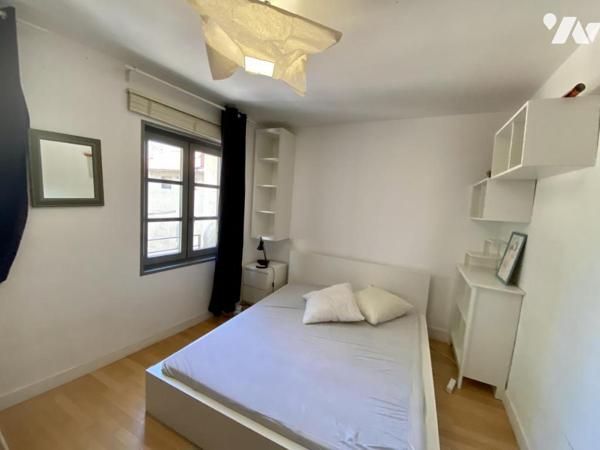 AVIGNON intra-muros, immeuble rénové